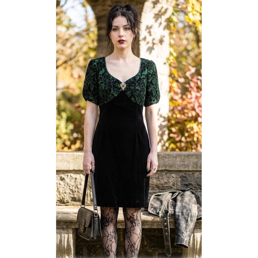 Scott McClintock Vintage Black Velvet Green Lace Dress 6 whimsy Goth Coquette #4